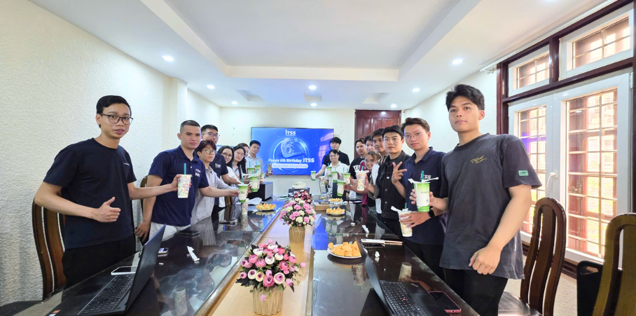 ITSS kỷ niệm 6 năm tại văn phòng